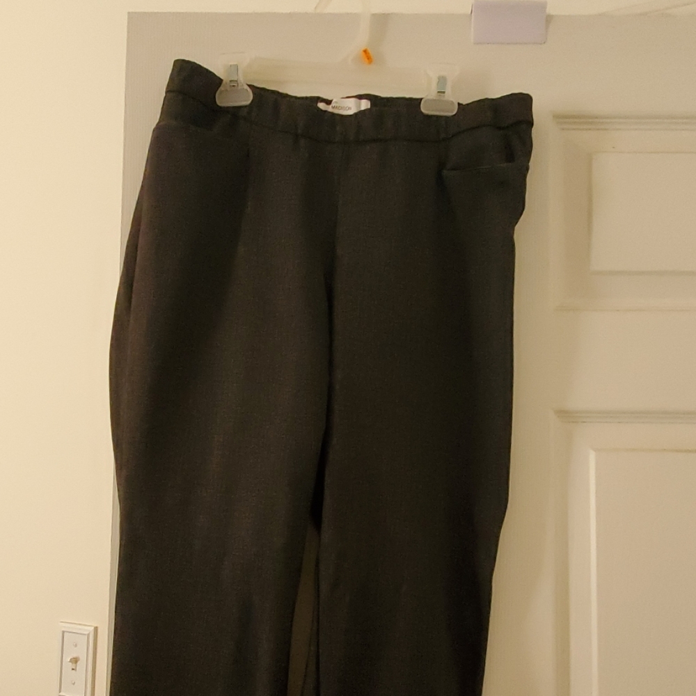 Women's pull on dress pants